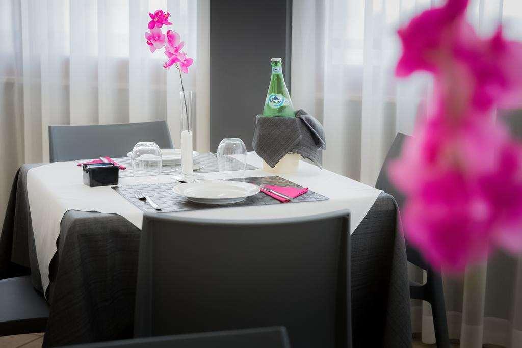Kleopatra Design Hotel Neapel Restaurang bild